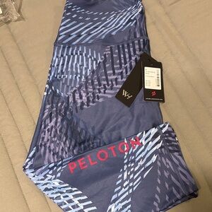 Peloton Zepheria High Waist Capri Navy and Light Blue Graphic Leggings
